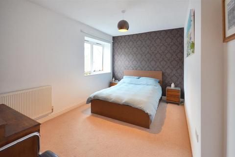 2 bedroom flat for sale, North Street, Mere, Warminster