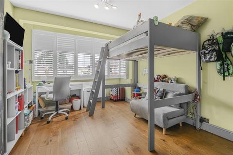 19 Hillview Road, Sutton, SM1 3NS