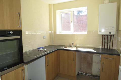 2 bedroom flat to rent, Chipperfield Road, Birmingham B36