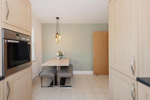 3, Gryphon House Eastman Way, Epsom, KT19 8BZ