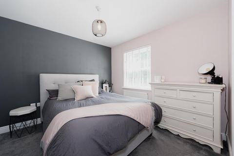 3, Gryphon House Eastman Way, Epsom, KT19 8BZ