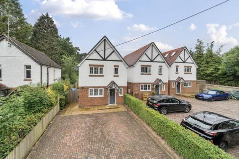 3 bedroom house for sale, Deepcut Bridge Road, Camberley GU16