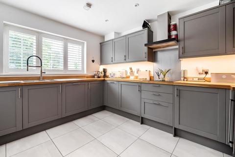 45 Deepcut Bridge Road, Deepcut, Camberley, GU16 6QT