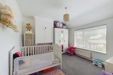67 Finlay Road, Gloucester, GL4 6TW
