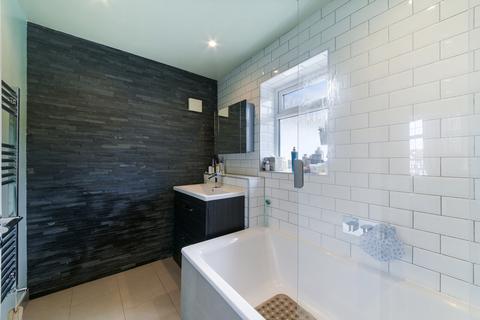 4 bedroom house to rent, Beverley Way, SW20