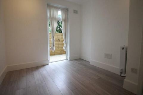1 bedroom apartment to rent, Maygrove Road, London NW6