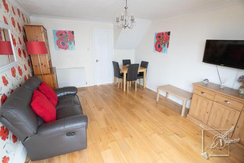 6 Thistledown, Gravesend, DA12 5ET