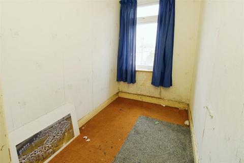 167 Carr Bottom Road, Bradford, BD5 9AH