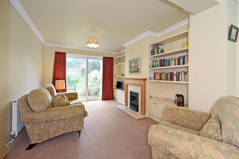 3 bedroom semi-detached house for sale, Deeside Avenue, Fishbourne, Chichester