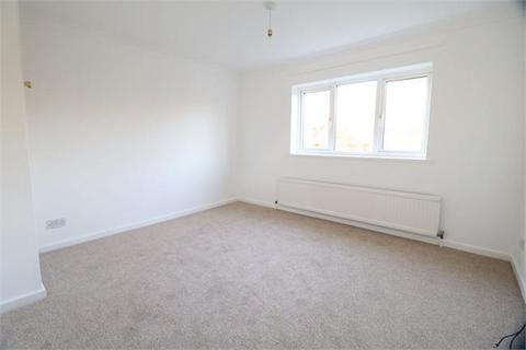 2 bedroom semi-detached house to rent, Rosedale Way, Sunnyside, Rotherham