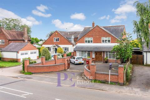 4 bedroom detached house for sale, Hinckley Road, Earl Shilton LE9