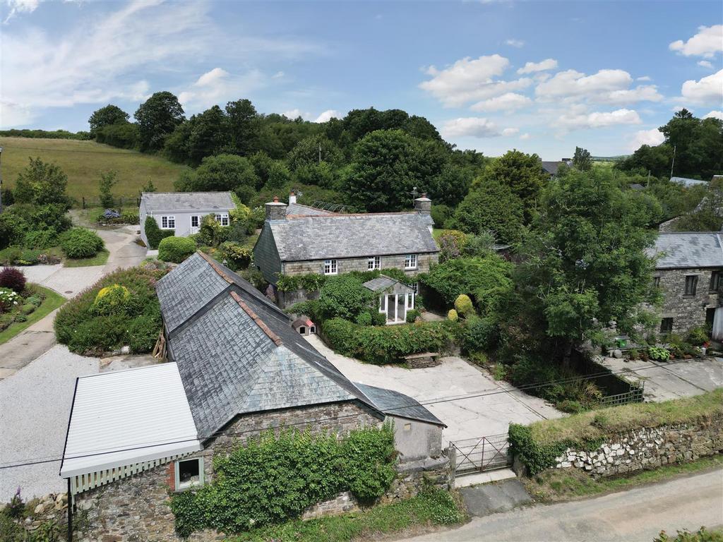 St Cleer, Liskeard 5 bed detached house for sale £925,000