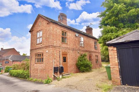 2 bedroom end of terrace house for sale, Church End, Newton Longville, MK17 0AG