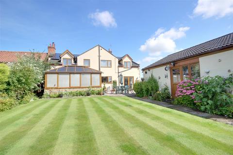 4 bedroom semi-detached house for sale, Queen Street, Eastrington