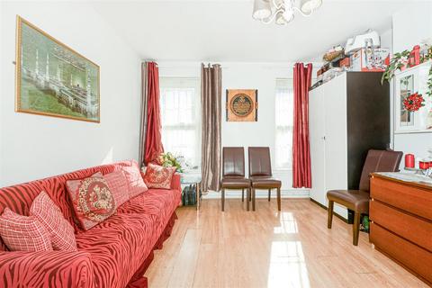 2 bedroom flat for sale, Blackwood House, Collingwood Street, London