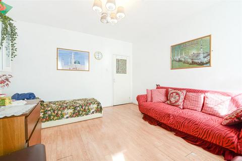 2 bedroom flat for sale, Blackwood House, Collingwood Street, London