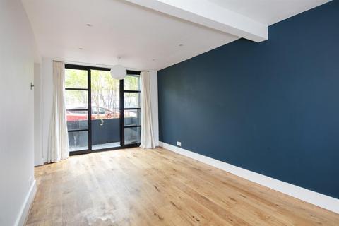 3 bedroom terraced house for sale, Rommany Road, Norwood, SE27