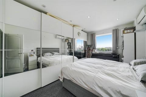 1 bedroom apartment for sale, Central Way, Park Royal