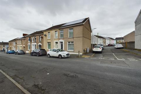 3 bedroom end of terrace house for sale, Temple Street, Llanelli