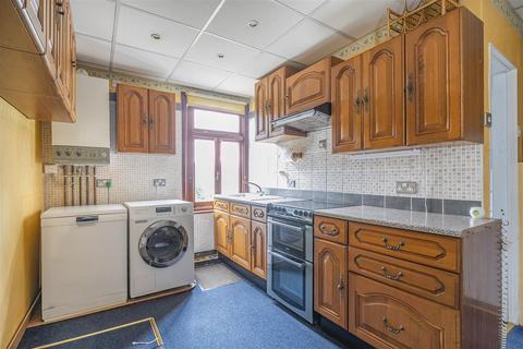 38 Archer Road, London, SE25 4JN