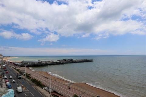 2 bedroom flat for sale, Eversfield Place, St. Leonards-On-Sea