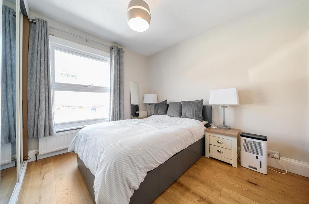 Davidson Frost-Wellings, DFW, Grover Road, Bedroom