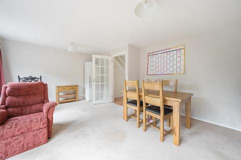 58 Chiswick Close, Croydon, CR0 4SY