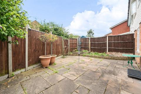 58 Chiswick Close, Croydon, CR0 4SY
