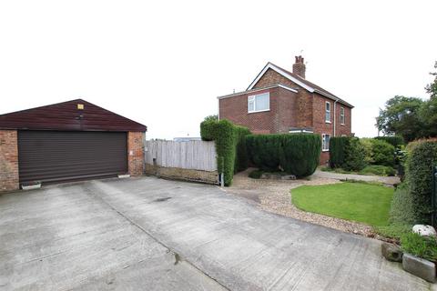 3 bedroom cottage for sale, Back Lane, Danthorpe