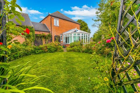 4 bedroom detached house for sale, The Bank, Arnesby, Leicestershire