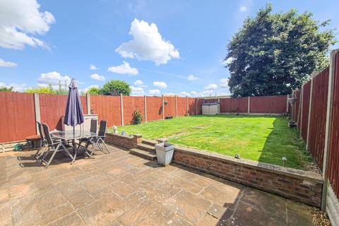 69 Weston Avenue, Leighton Buzzard, LU7 4QZ