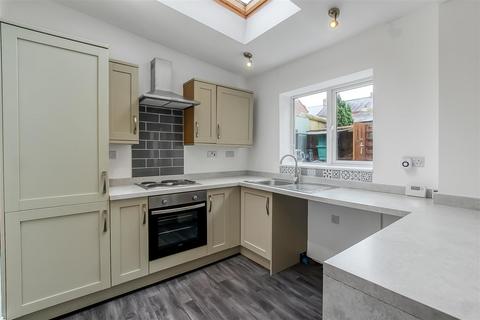 3 bedroom townhouse for sale, Greenbank Road, Darlington