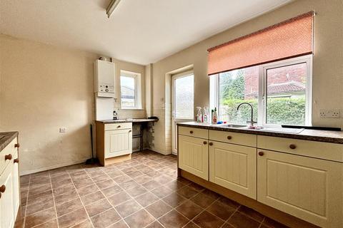 3 bedroom semi-detached house for sale, Greensway, Garforth, Leeds