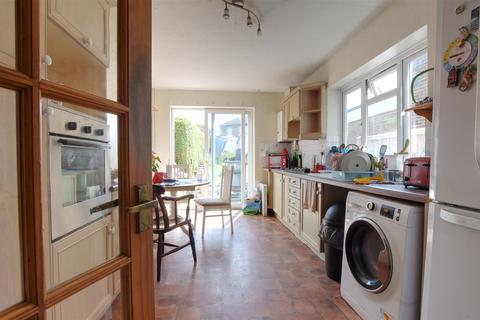 3 bedroom terraced house for sale, Wrestwood Road, Bexhill-On-Sea