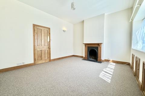 3 bedroom semi-detached house to rent, Finsbury Road, Ramsgate