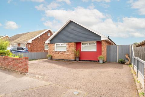 3 bedroom detached bungalow for sale, Maple Gardens, Bradwell