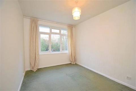 22 Elder Close, Winchester, SO22 4LG