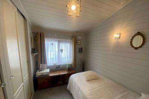 undefined, Three Bed Peveril Lodge Little Venice Country Park and Marina, Yalding ME18