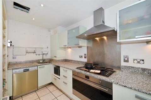 3 bedroom apartment for sale, Arnhem Place, London, E14