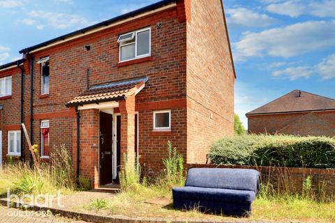 2 bedroom semi-detached house for sale, Tamarind Close, Guildford