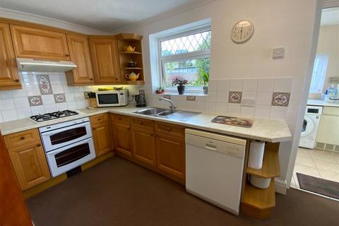 4 bedroom detached house for sale, Totnes Road, Paignton