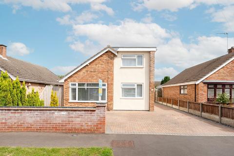 3 bedroom detached bungalow for sale, Holly Avenue, Bradwell