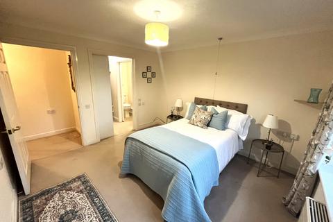 2 bedroom retirement property for sale, Grange Road, Solihull, West Midlands, B91