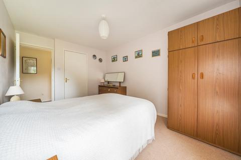 88 Chapel Fields, Godalming, GU7 2AA