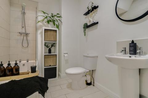 87 Airedale View, Leeds, LS13 1JY