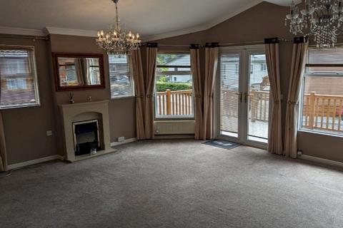 2 bedroom lodge for sale, Foxhouses Park, , Long Lane PR3