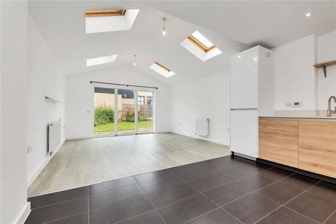 4 bedroom terraced house for sale, Beech Drive, Trumpington, Cambridge, Cambridgeshire