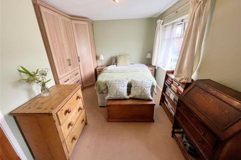 40 Hazelhurst Road, Ashton-under-lyne, OL6 9BD