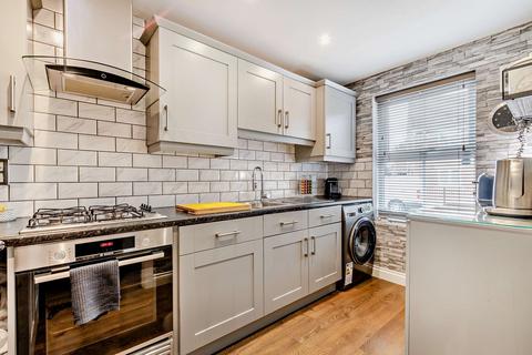42 Buttercup Close, Corby, NN18 8LB