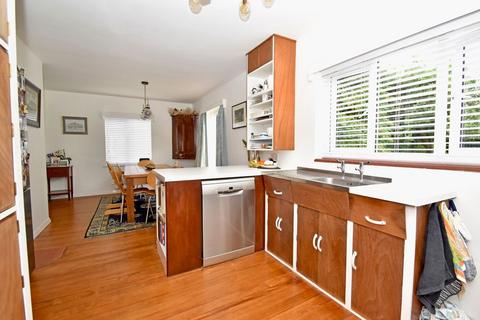 30 Blewbury Road, East Hagbourne, Didcot, OX11 9LF